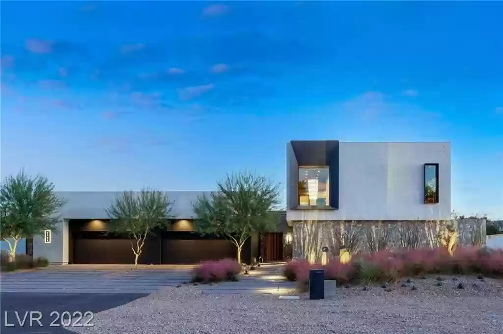 Private Desert Luxury Residence